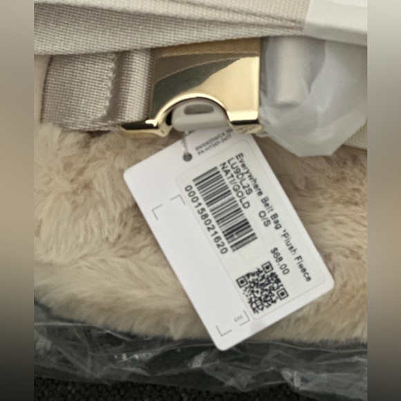 lululemon athletica Cream Furry Bag - Picture 4 of 8